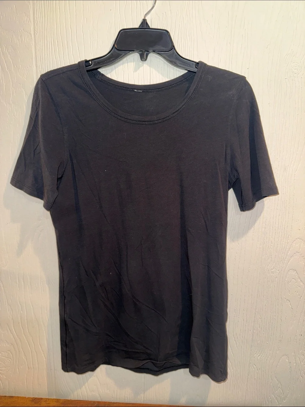 lululemon athletica Black Short-Sleeve Crew